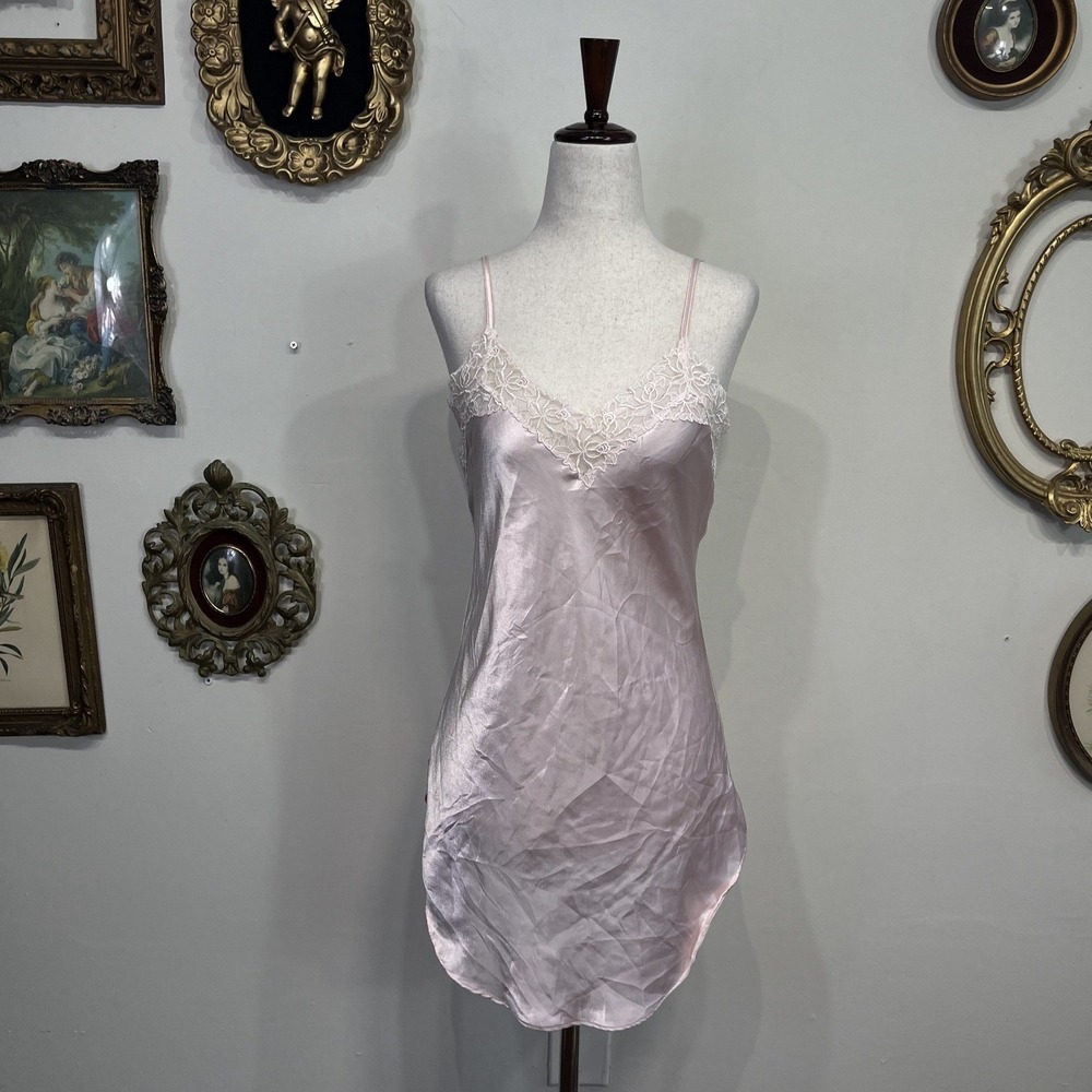 Victoria's Secret Pink Satin Lace Chemise Slip Size‎ S